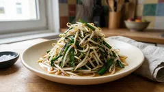 材料4つ・数分で完成。ウェイパーでコクが決まるシャキッとにらもやし炒め