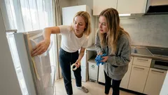 マステを貼るだけで掃除がラクに ぬめりと黒ずみを防ぐ隙間ガード術