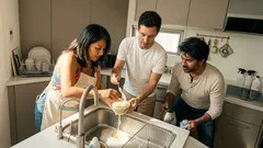 重曹とオレンジ果汁:泡の正体と、キッチン掃除での賢い使い方・注意点