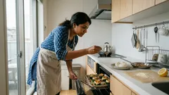 揚げずに焼くだけ:水っぽいズッキーニが香ばしくなる、蜂蜜×ブッラータのタルトレット風